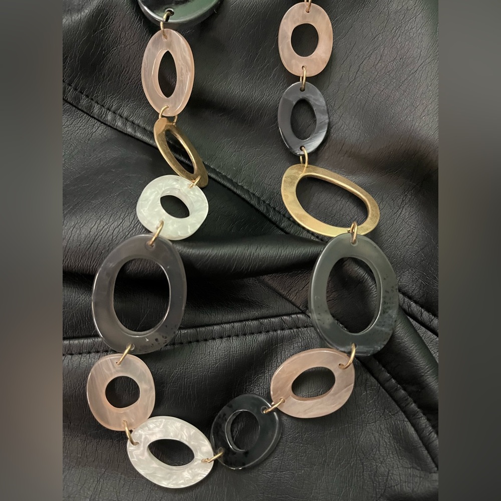 Signature necklace - pink/gray/white/silver